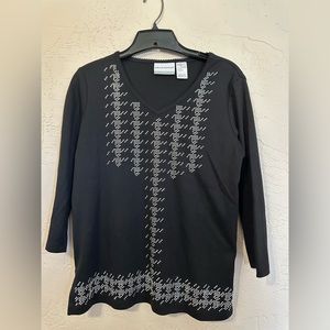 🎈2/$15🎈Bedazzled Petite Small Blouse